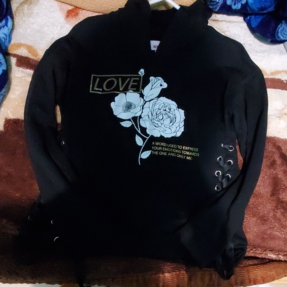 Sweatshirt top